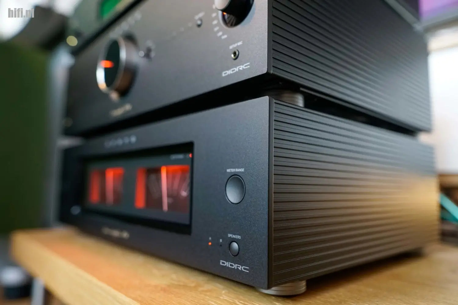Review Onkyo P80 en M80 hifi.nl